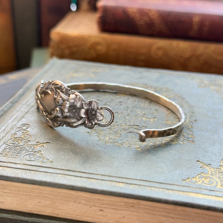 🔥LAST DAY 50% OFF✨Handmade Sterling Spoon Bangle - Crafted from Authentic Vintage Silverware